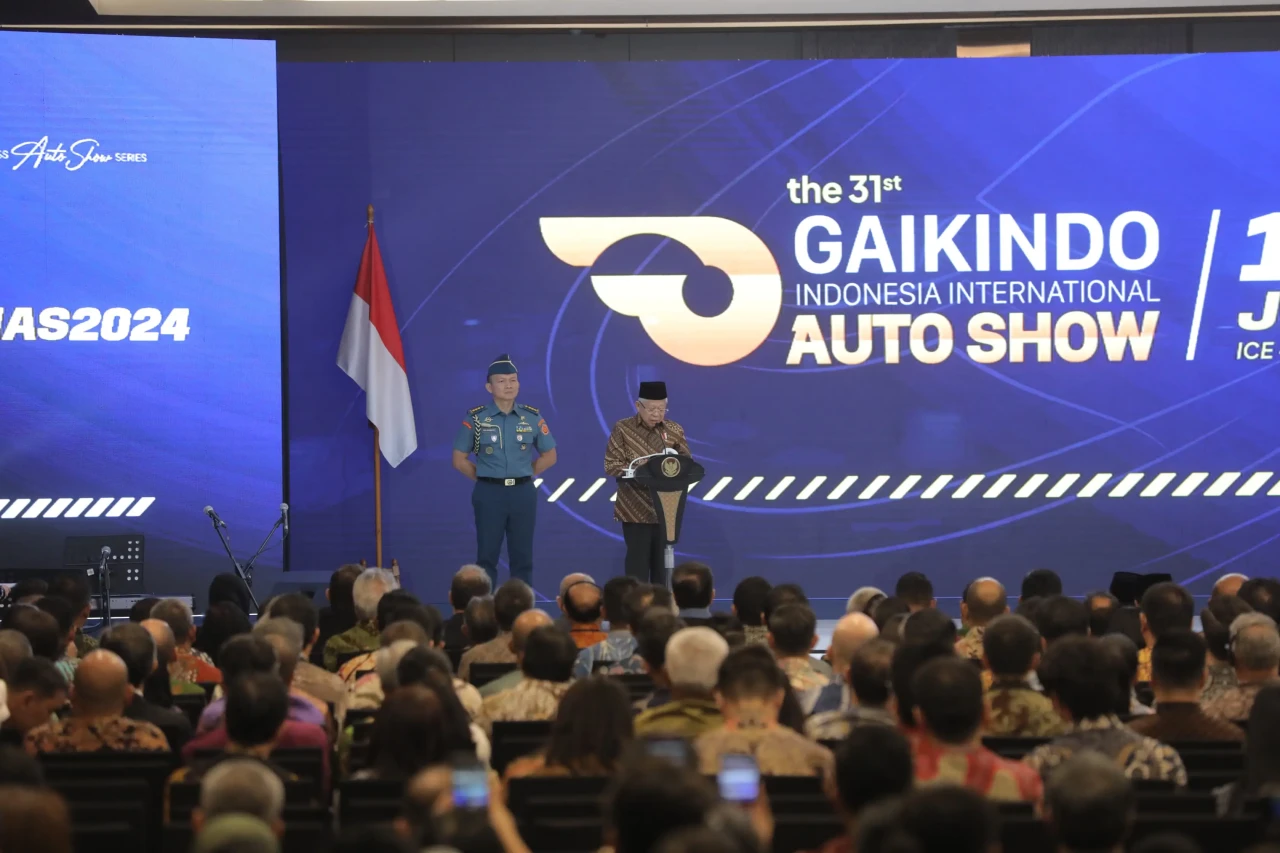 Wapres Maruf Amin Buka...
