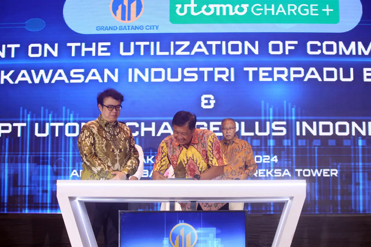 Utomo Charge+ Bangun...