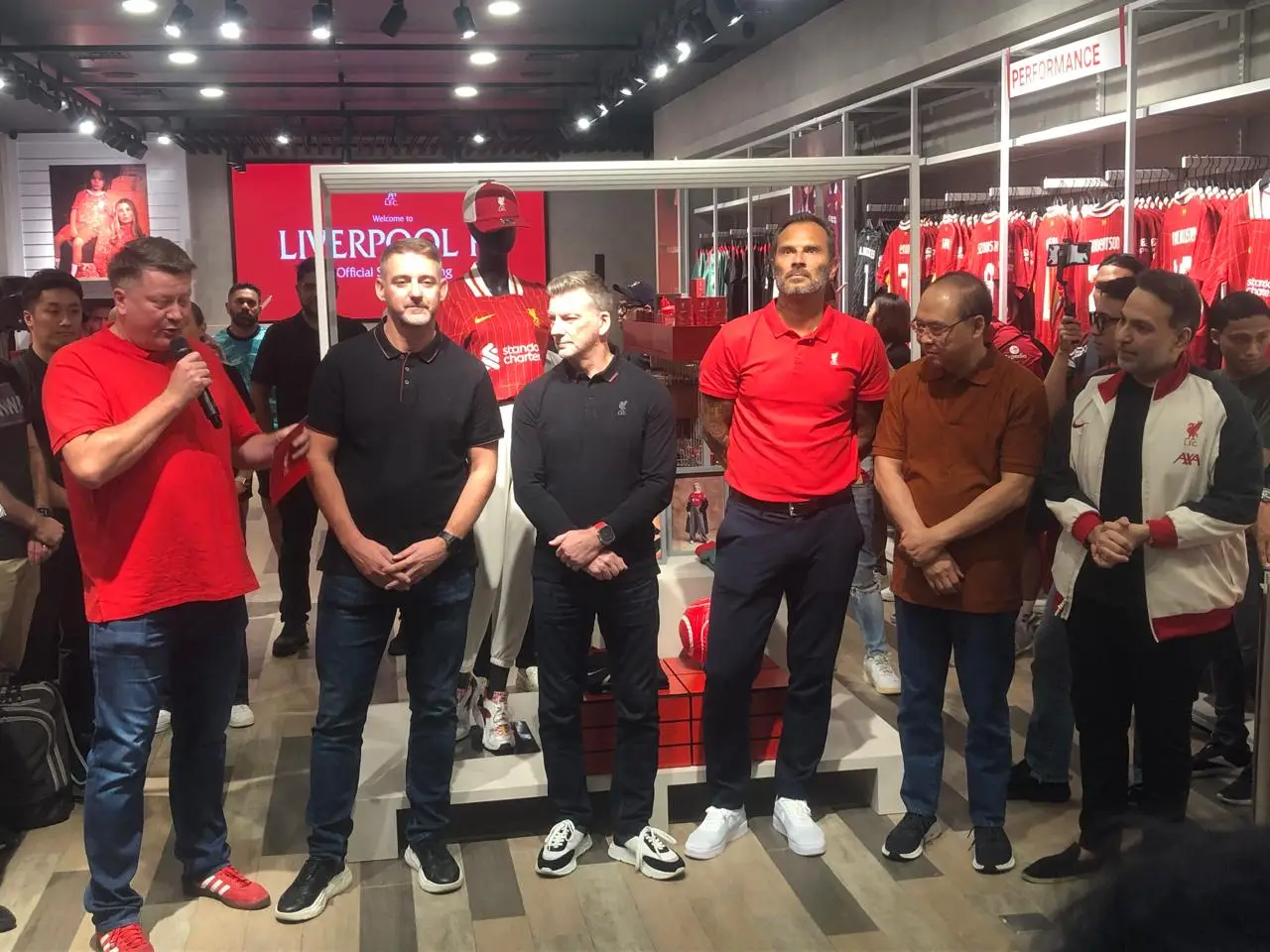 Toko Liverpool FC Pertama...