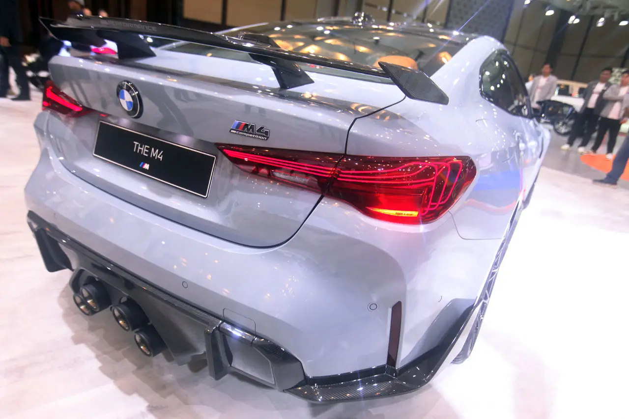 Penampakan Sporty BMW...