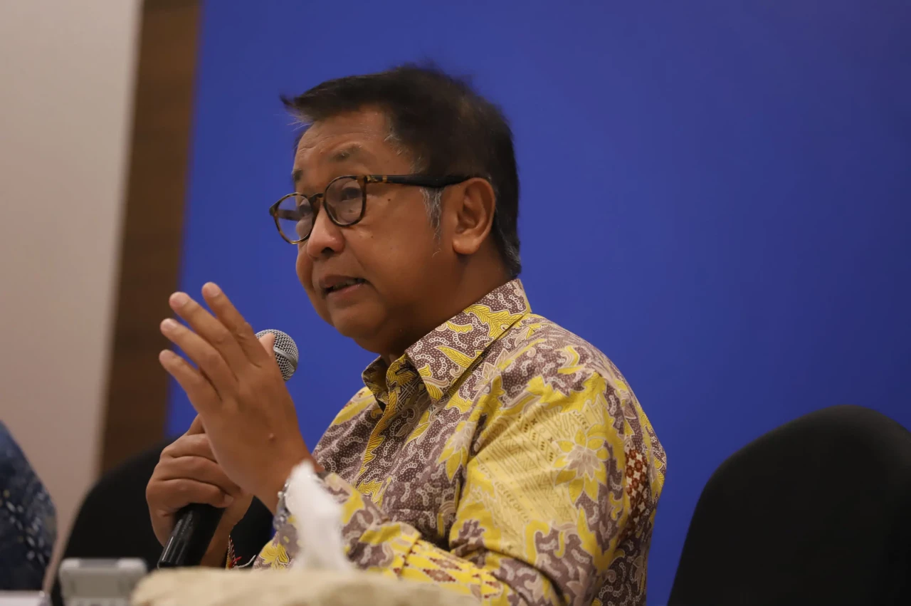 MNC Land Gelar Public...