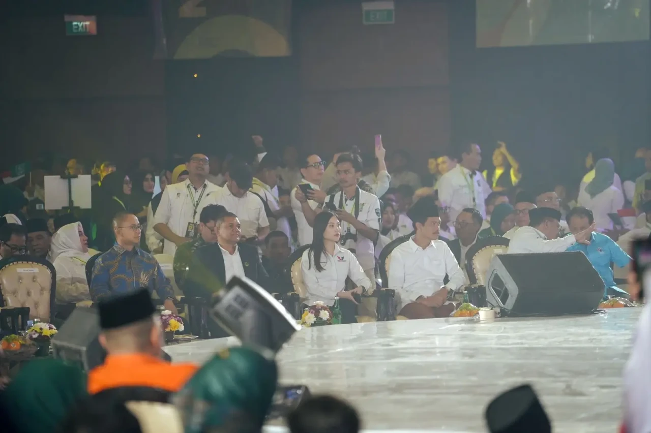 Ketua Harian DPP Partai...