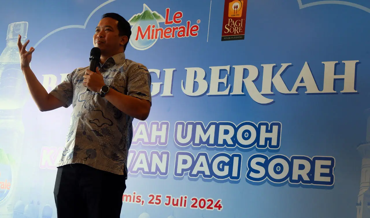 Le Minerale Berbagi...