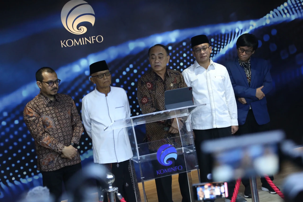 Kolabrasi Kemenkominfo...
