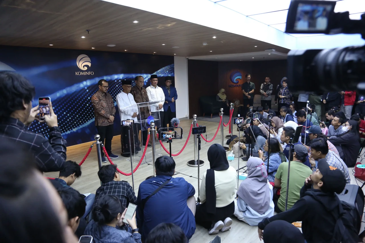 Kolabrasi Kemenkominfo...