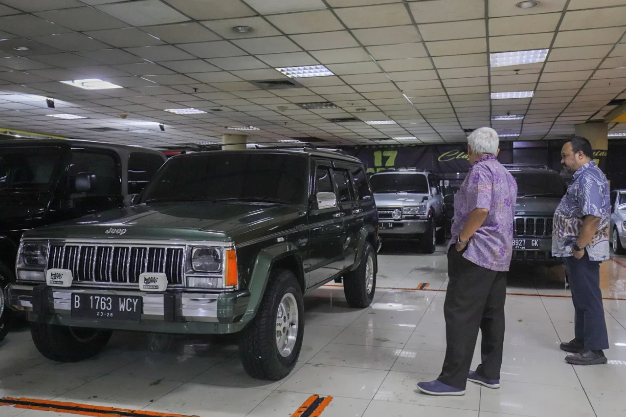 Pasar Mobil Bekas Makin...