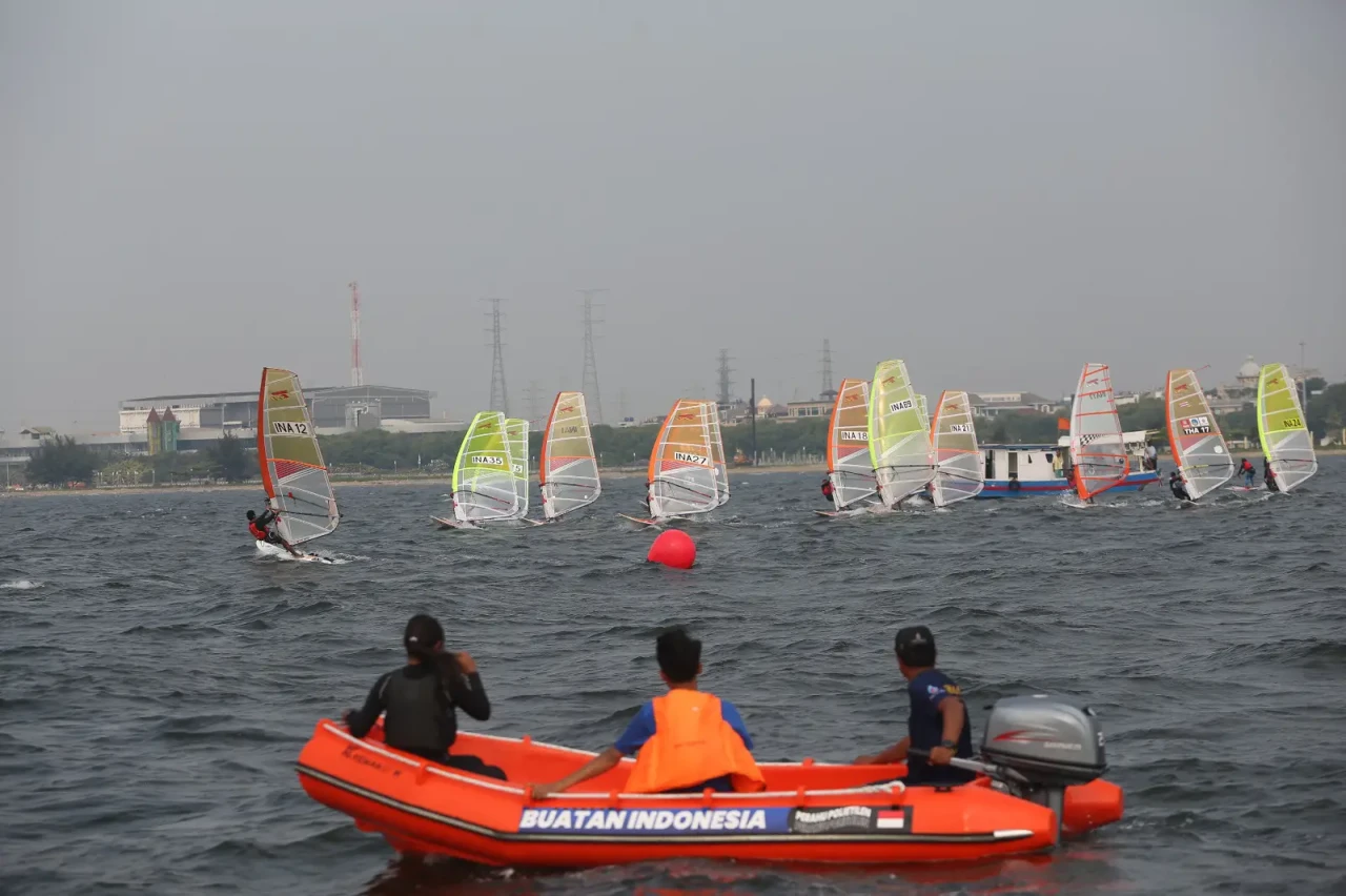 Kejuaraan Perahu Layar...
