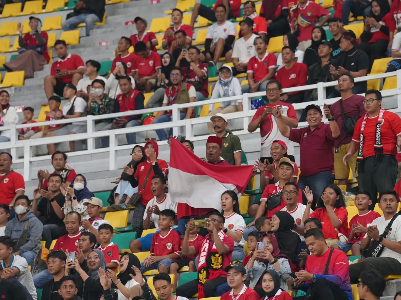 Tendang Malaysia, Timnas...