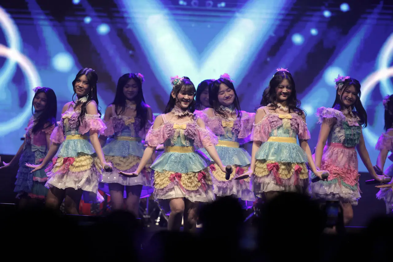 Bertabur Bintang! RENDEZVOUZ...