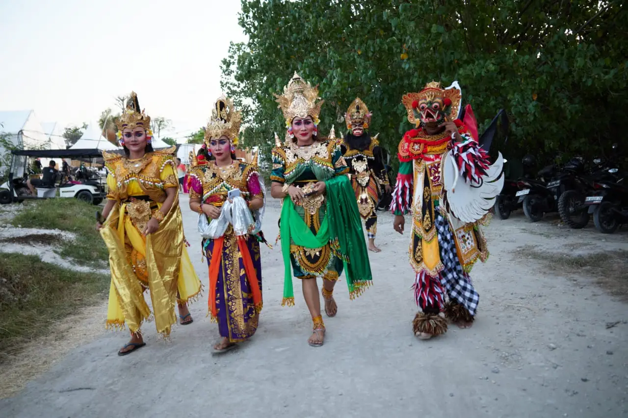 Kolaborasi Seni Budaya...