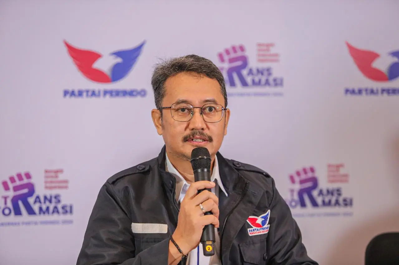 Partai Perindo Gelar...