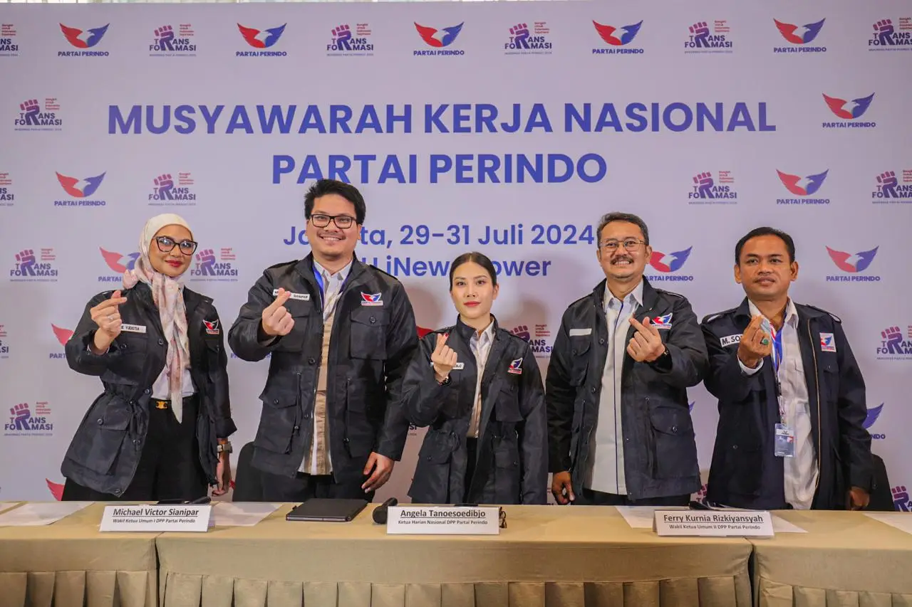 Partai Perindo Gelar...