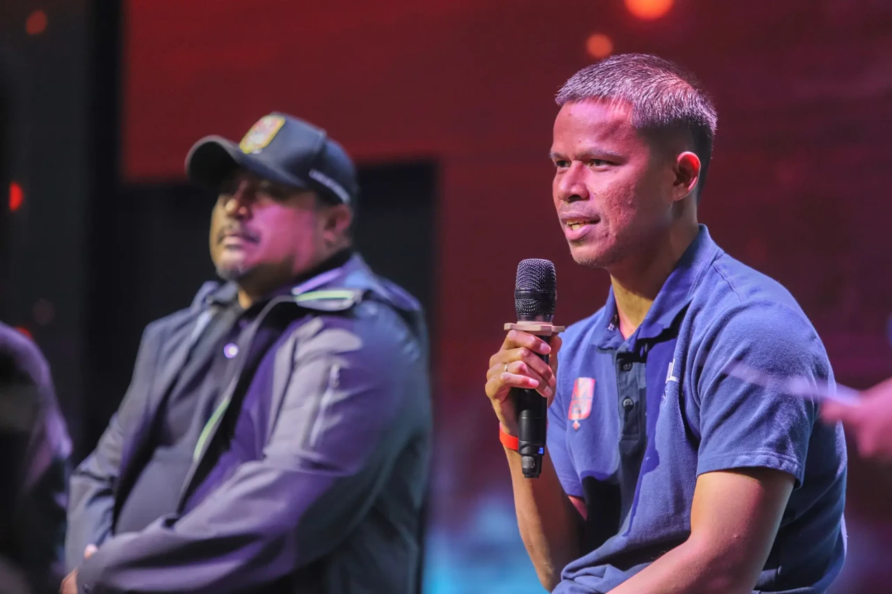 Resmi Perkenalkan Skuad,...