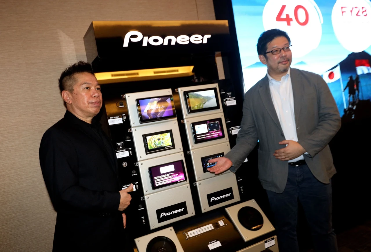 Pioneer Kembali Garap...