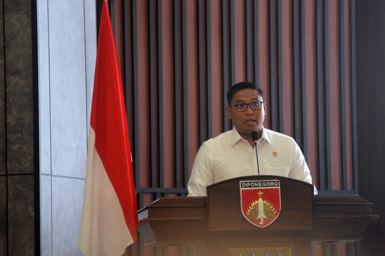 Wamentan Hadiri Rapat...