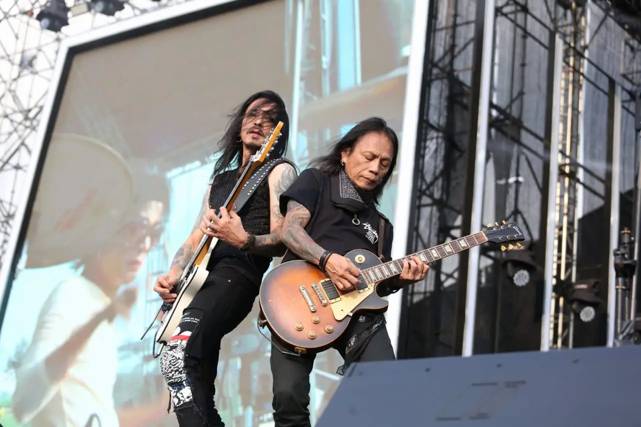 Menyala! /Rif Tampil...
