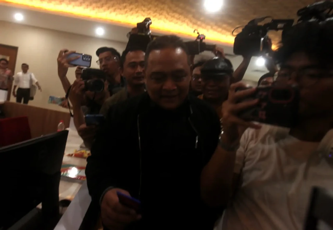 Kepala BP2MI Benny Rhamdani Penuhi...