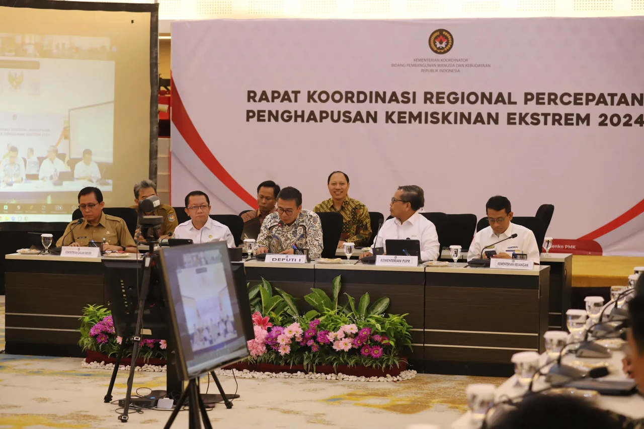 Rakor Kemenko PMK Bahas...