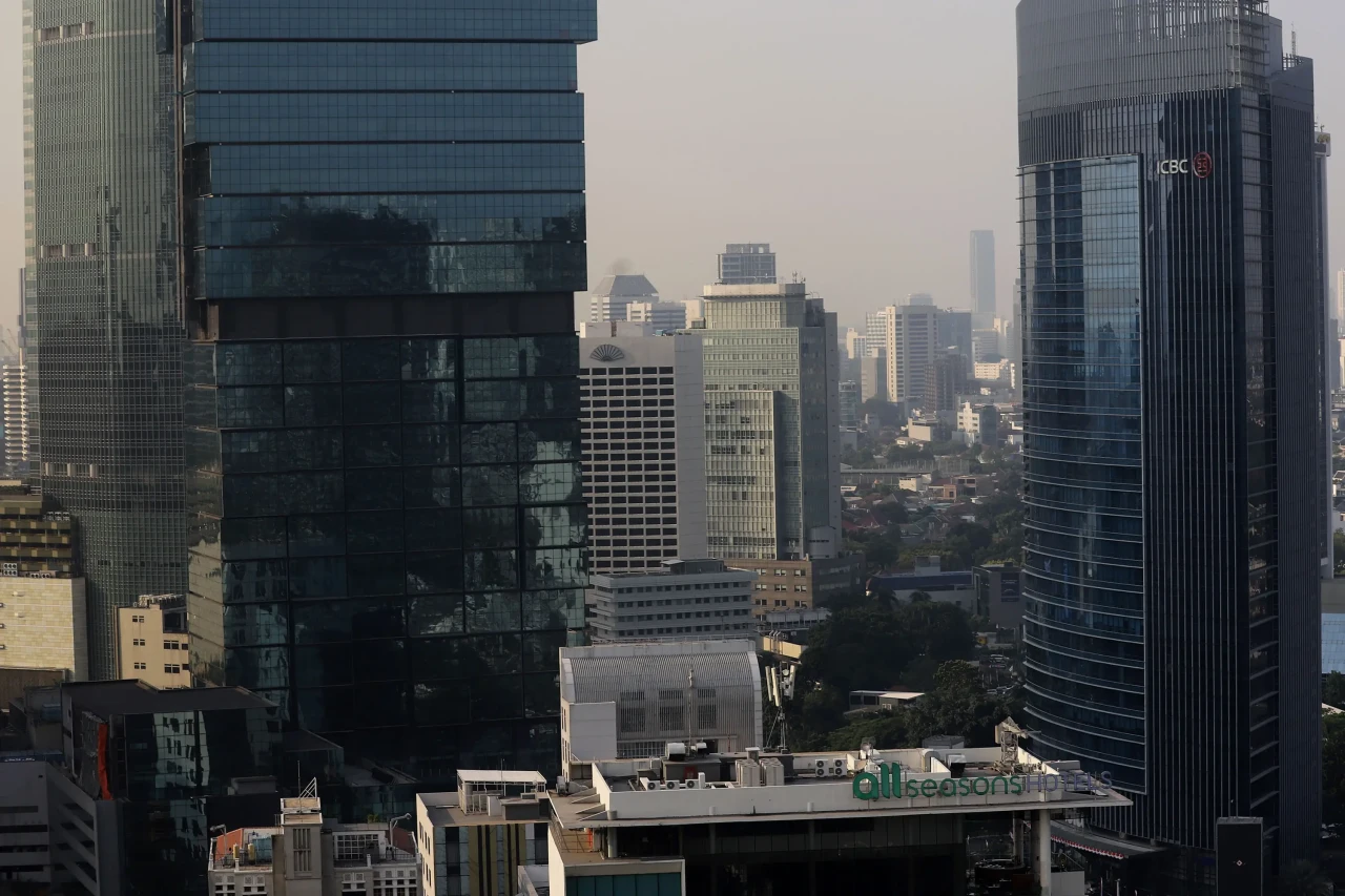 Target investasi 2025...