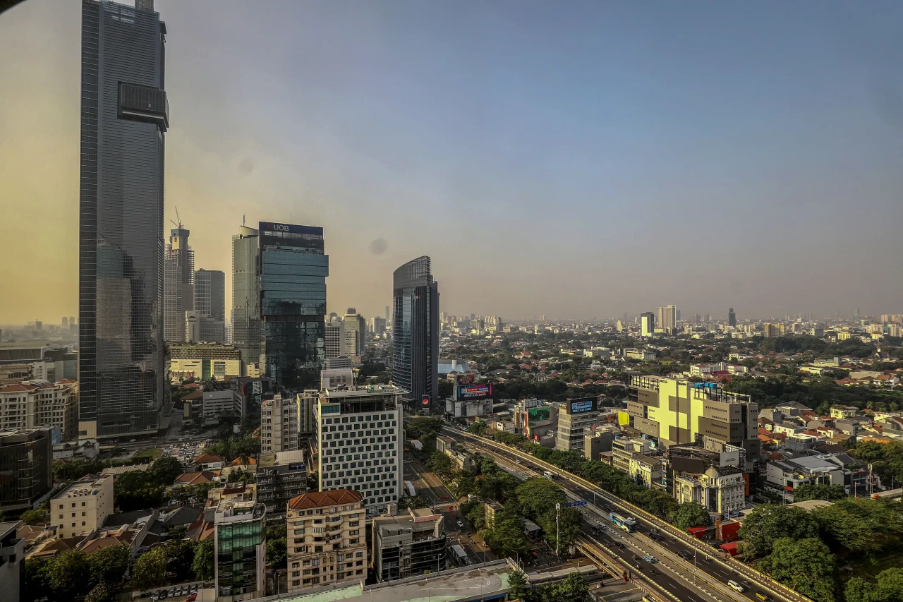 Target investasi 2025...
