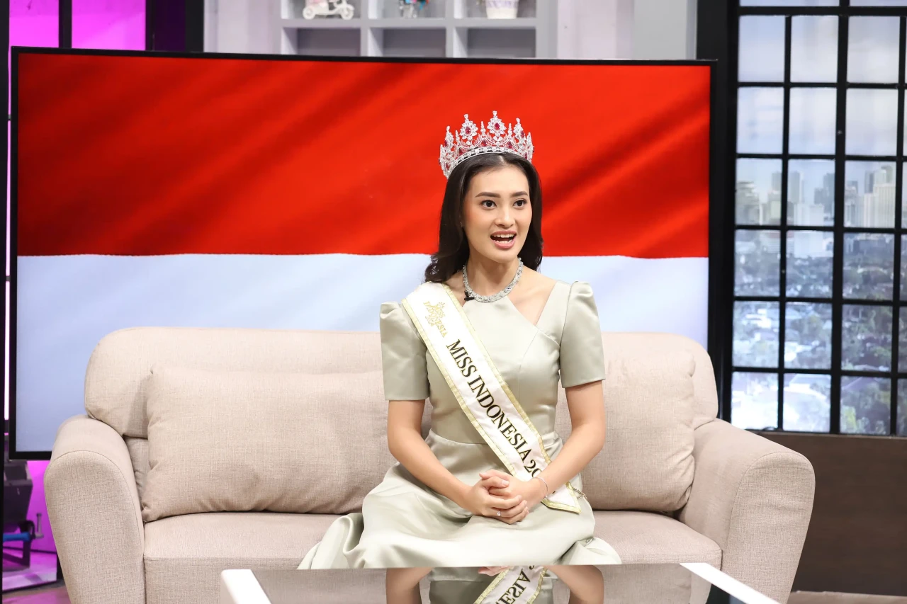 Monica Sembiring Miss...