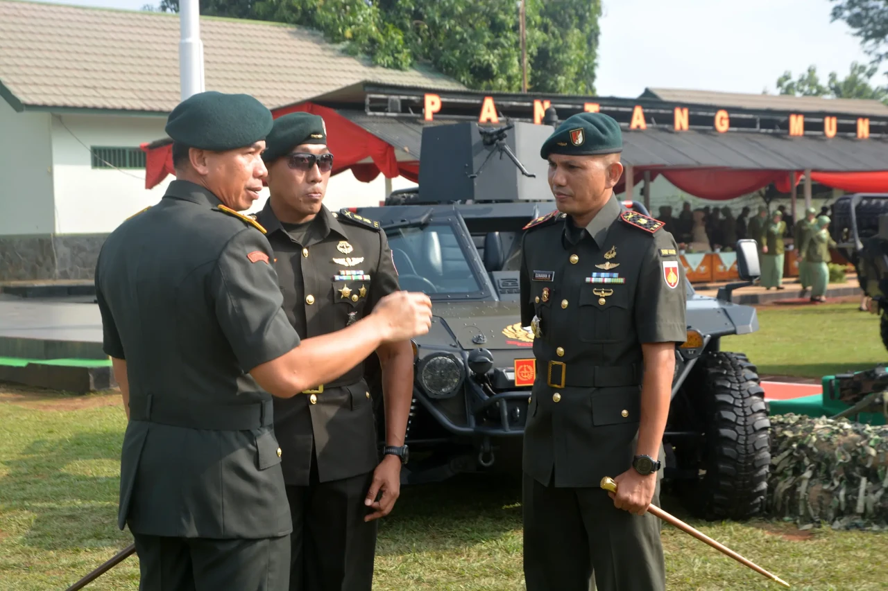 Sertijab Komandan Yonif...