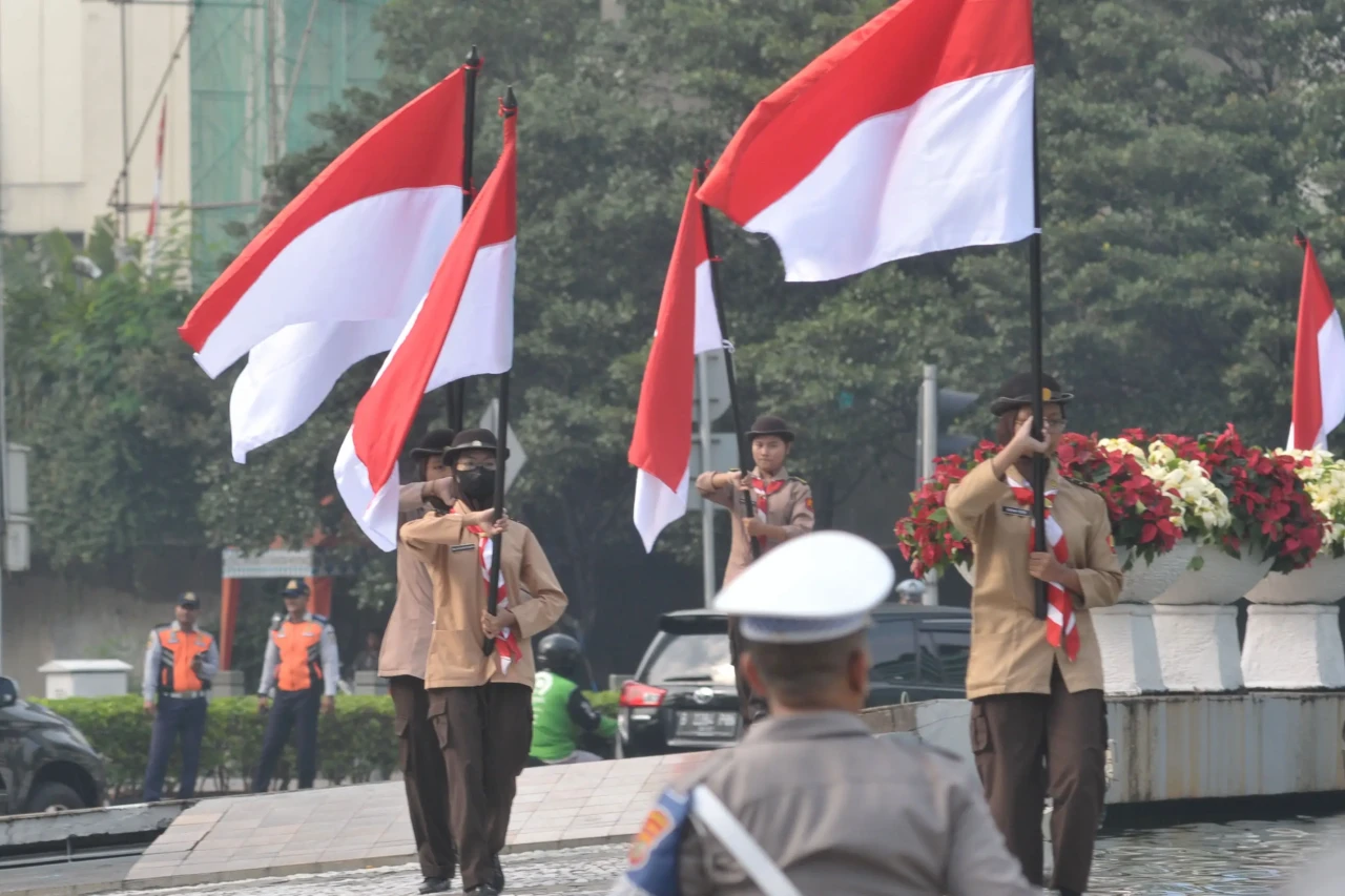 Upacara Pengibaran Bendera...