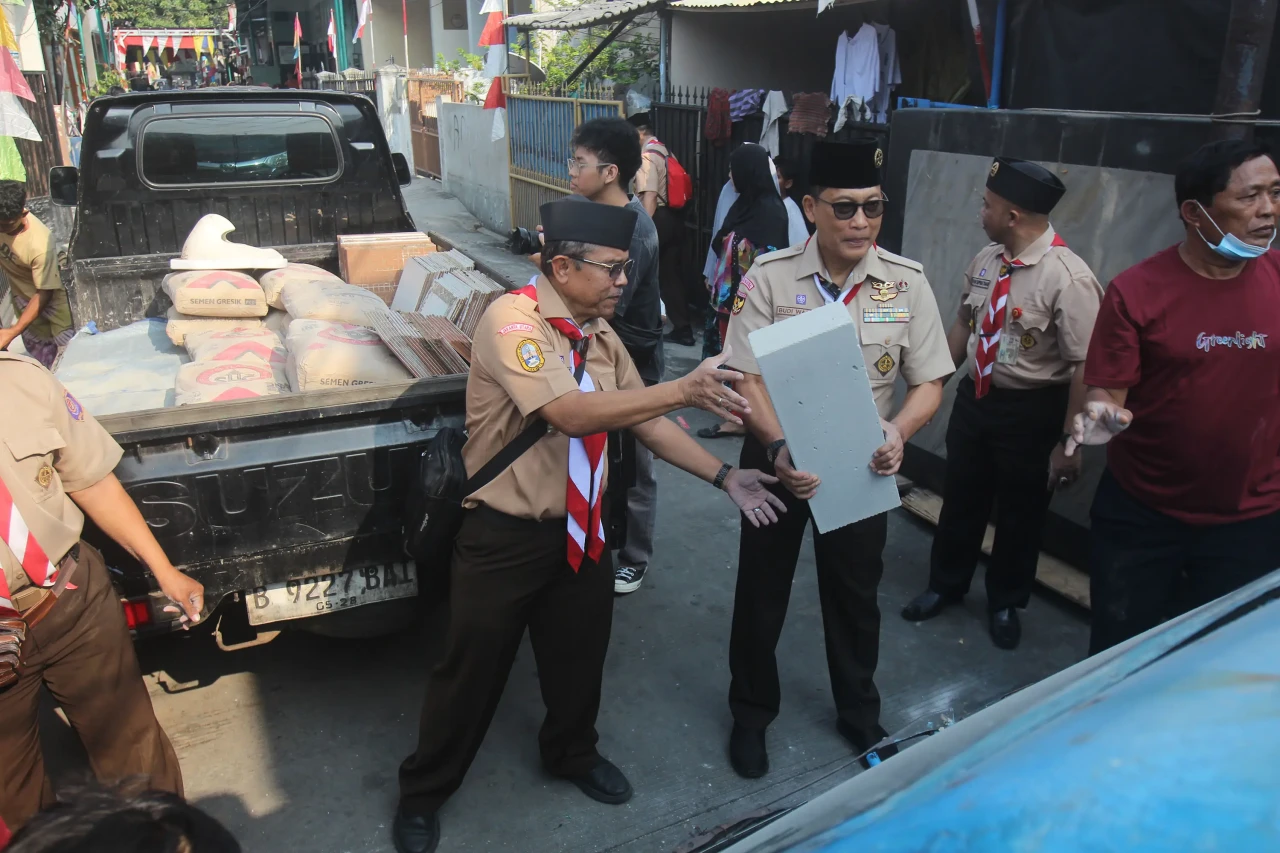 Bakti Sosial Menyambut...