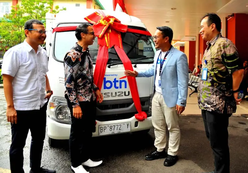 BTN Serahkan Bantuan...
