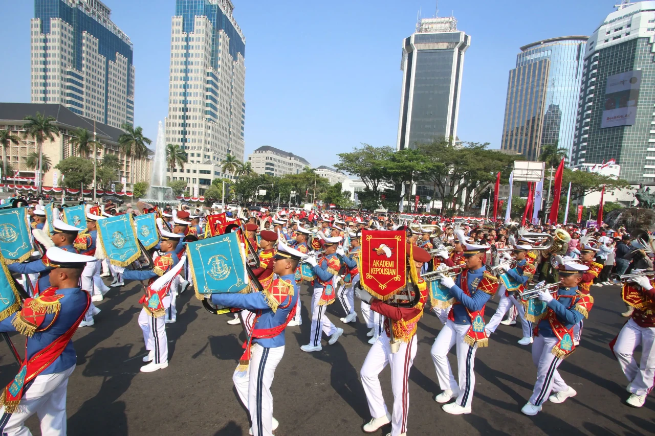 Kirab Bendera Merah...