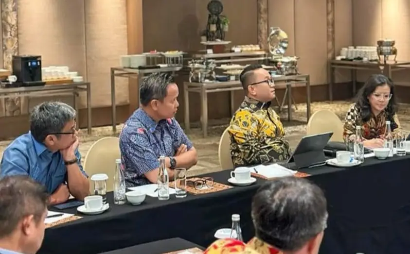 Kurator Se-Indonesia...
