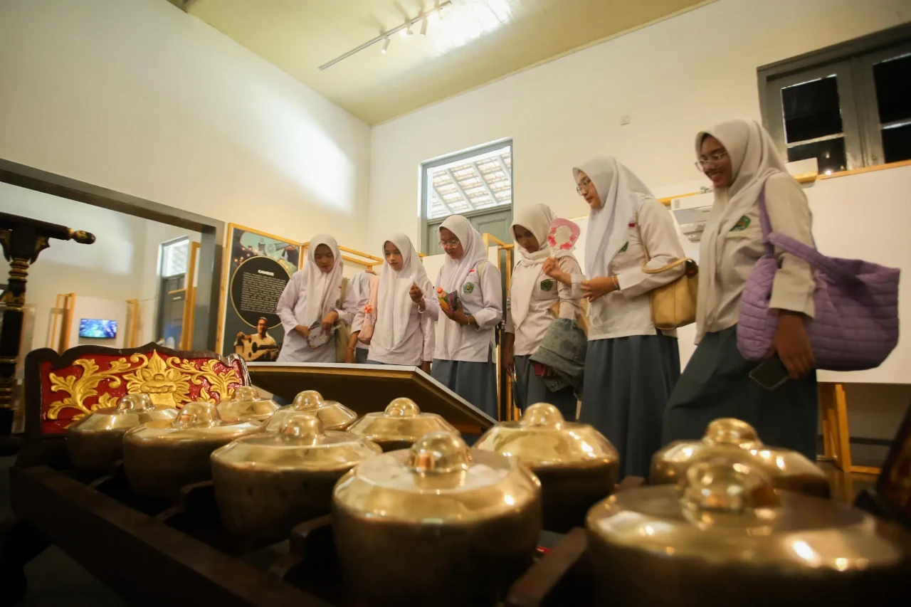 Kolaborasi Budaya Indonesia...