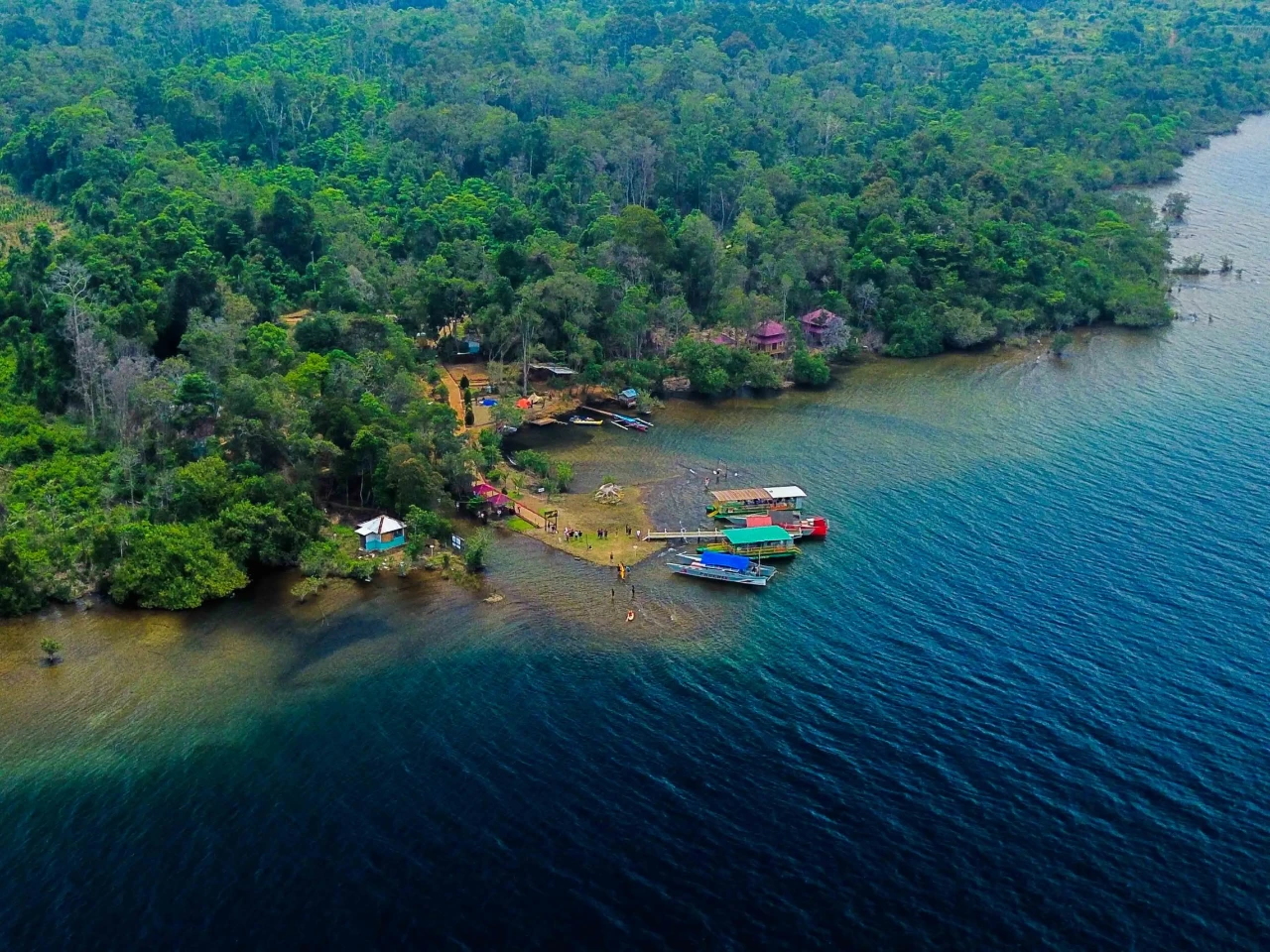 Melihat Surga di Tengah...