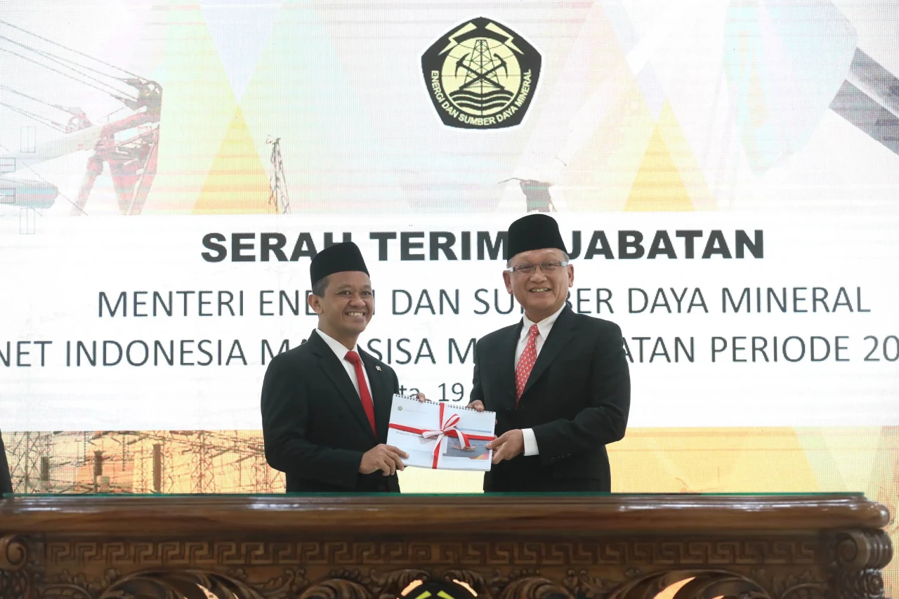 Serah Terima Jabatan...