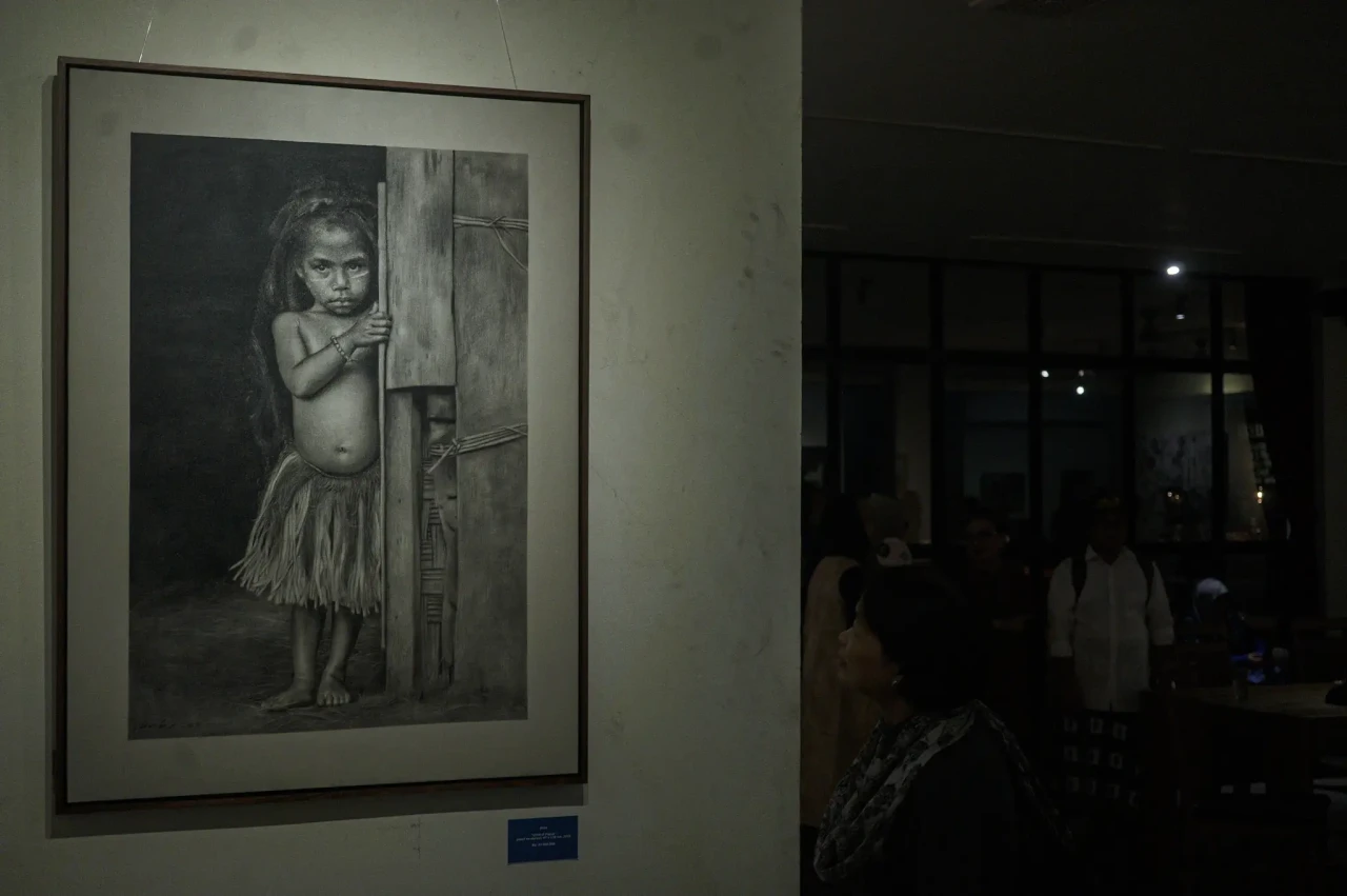 Melihat Pameran Seni...