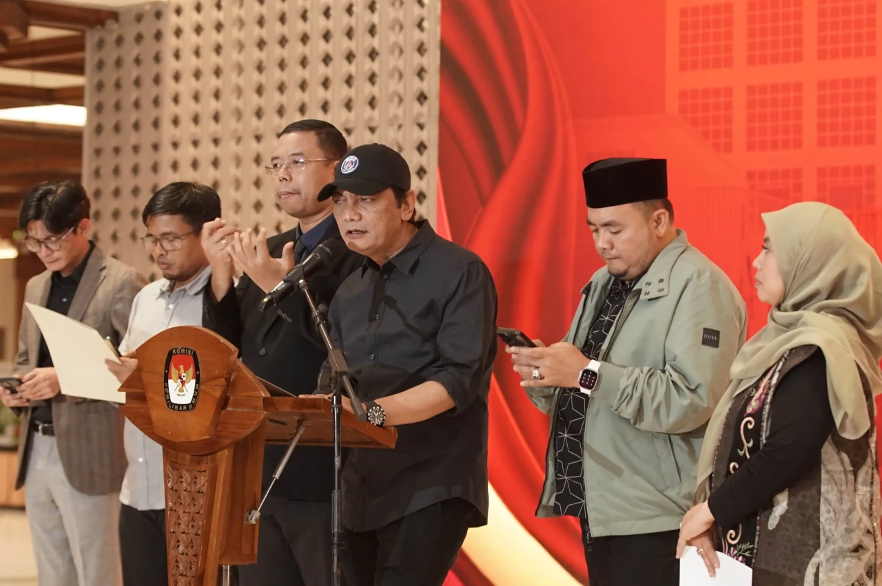 KPU Tanggapi Hasil Putusan...