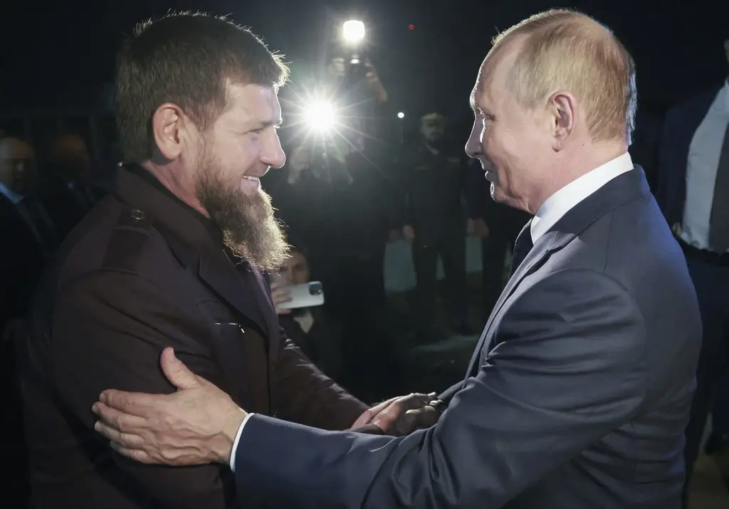 Putin Mendadak Temui...