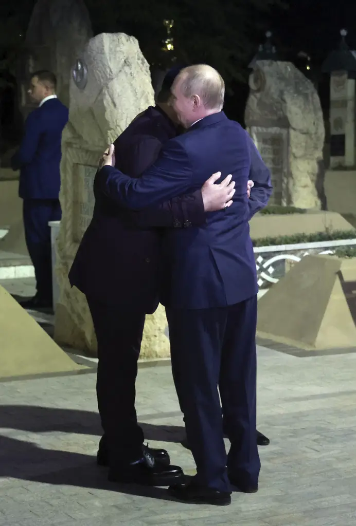 Kunjungan Langka Putin...