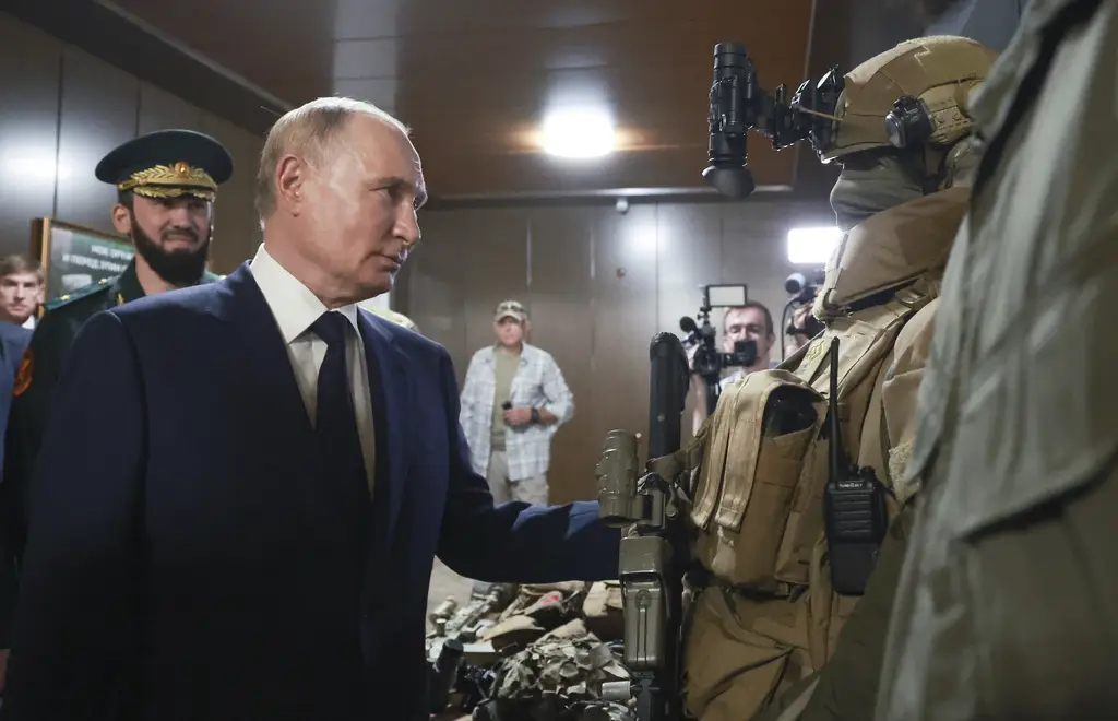 Kunjungan Langka Putin...