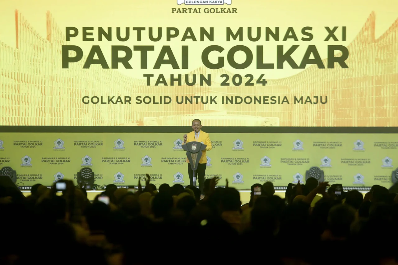 Presiden Jokowi Hadir...
