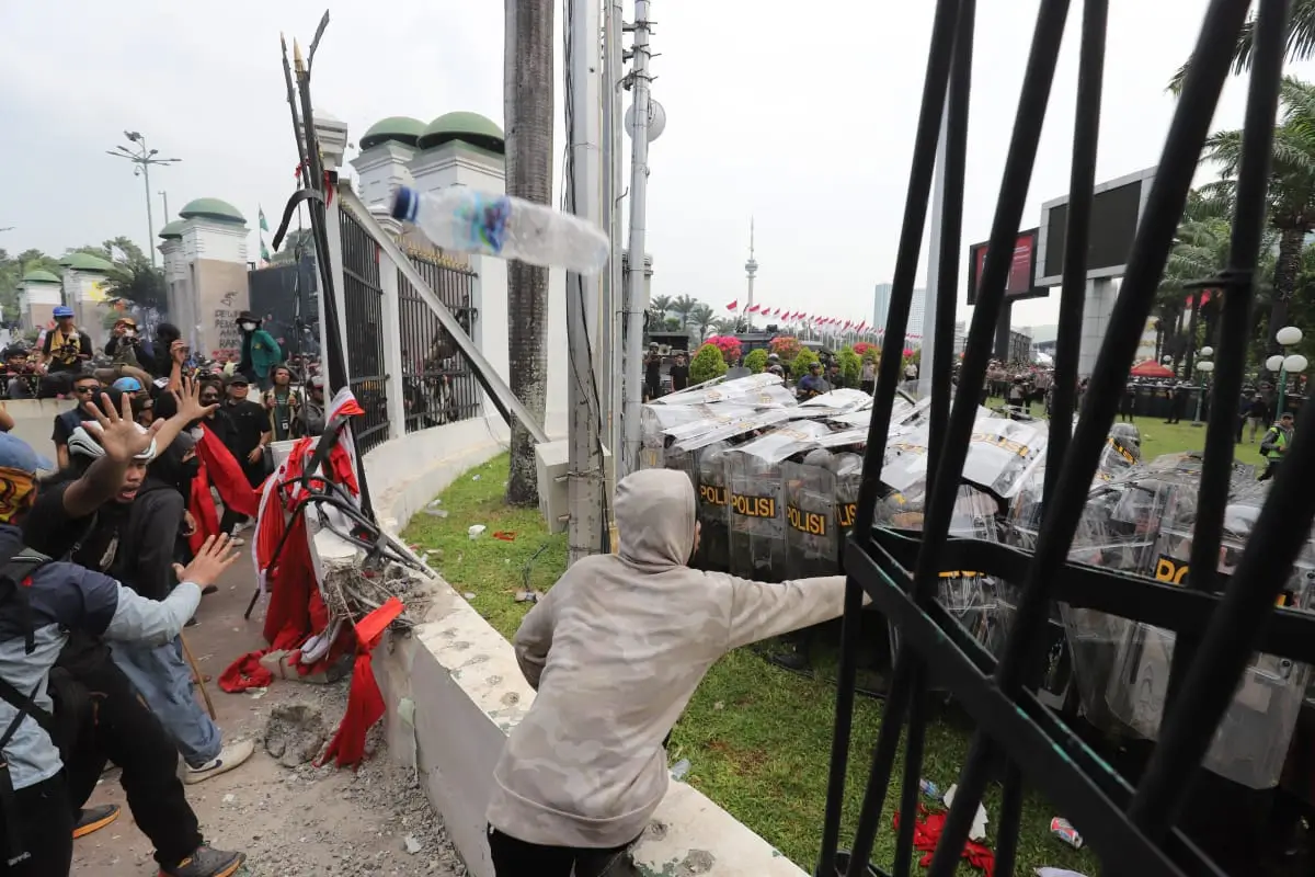 Massa Aksi Berhasil...