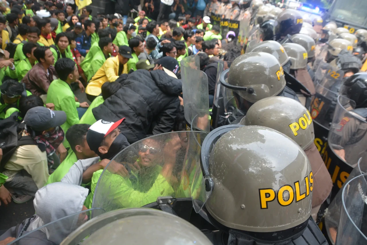 Demo Mahasiswa Semarang...