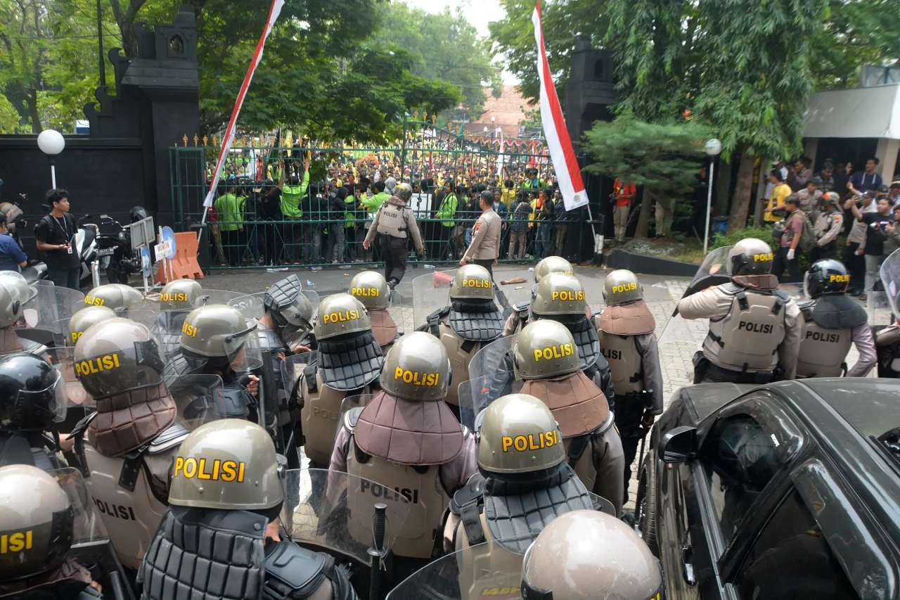 Demo Mahasiswa Semarang...