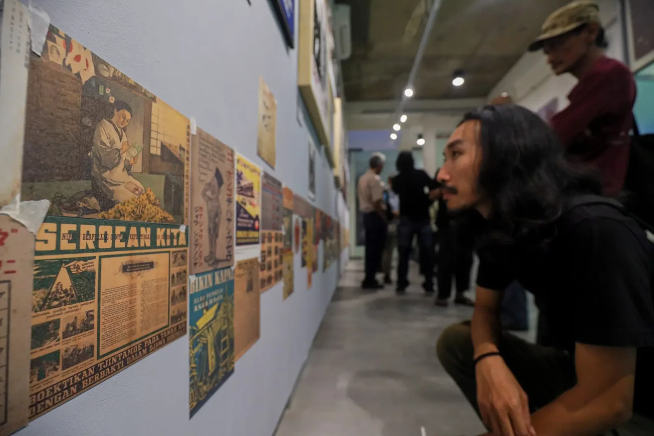 Melihat Pameran Cukil...