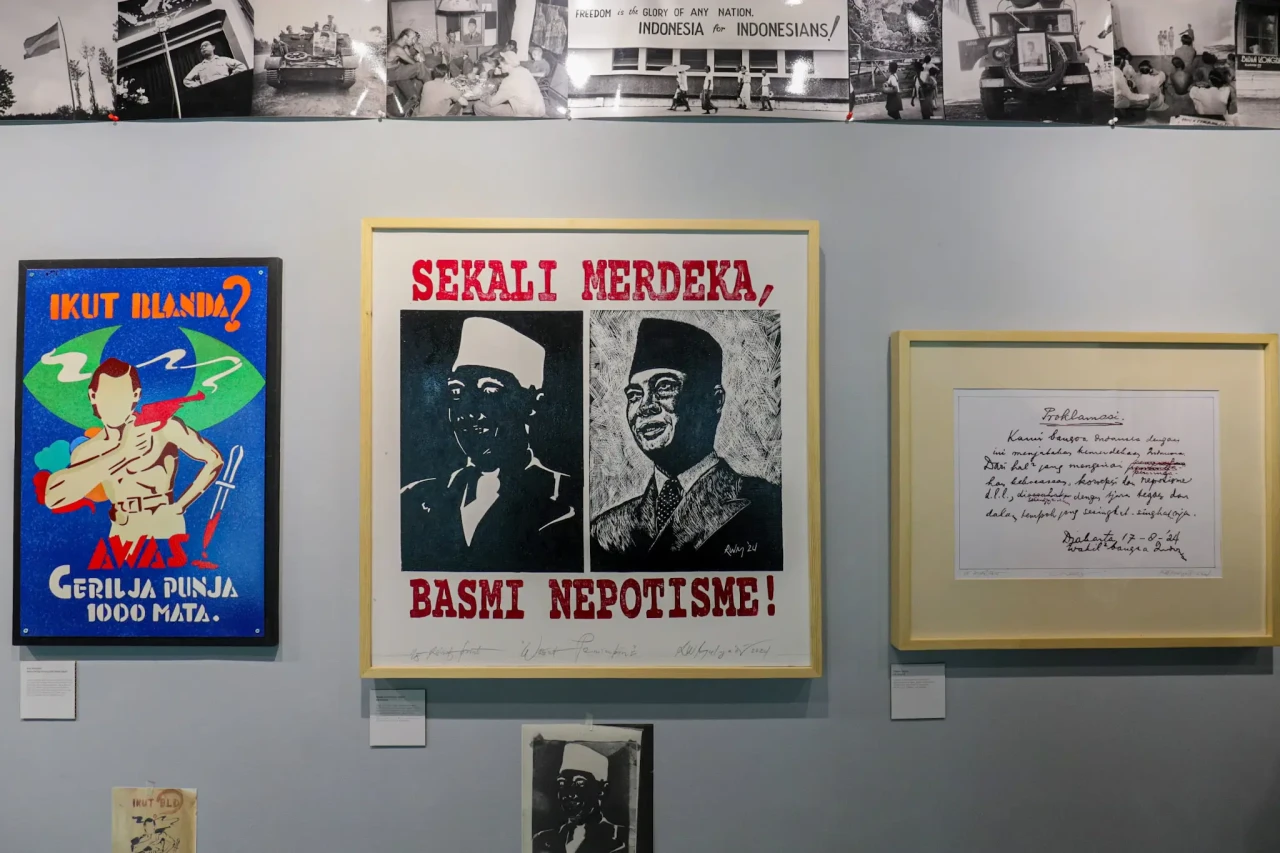 Melihat Pameran Cukil...