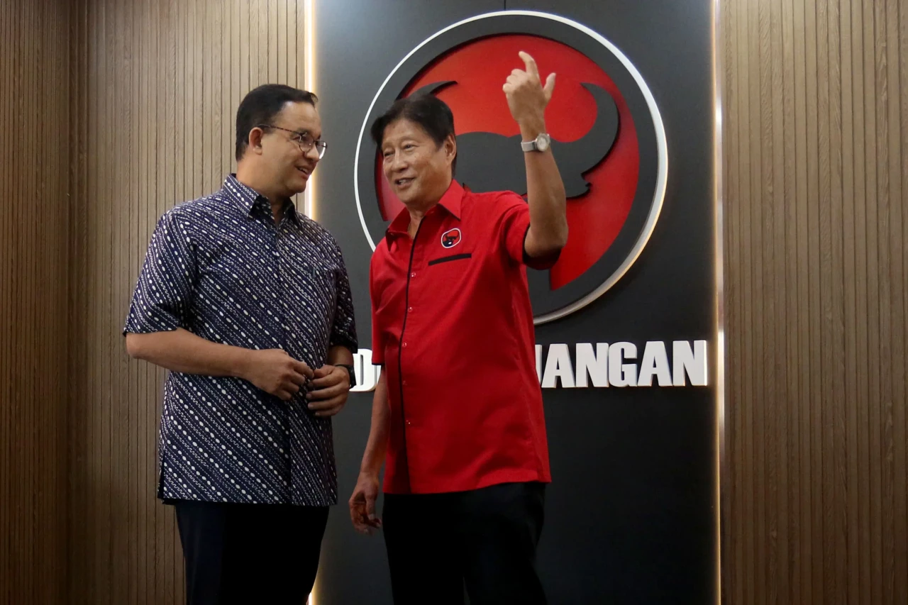 Sambangi DPD PDIP Jakarta,...