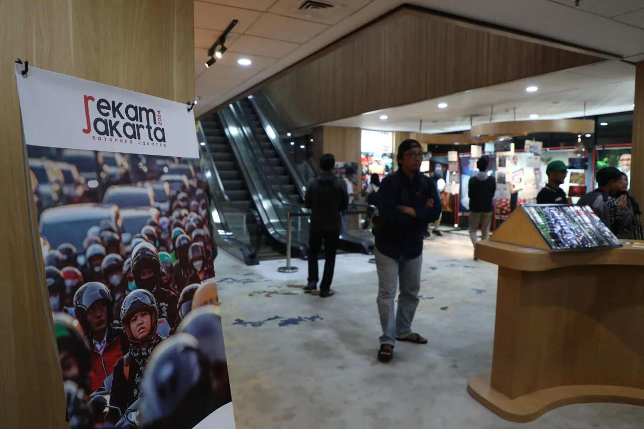 Pameran Foto Rekam Jakarta...