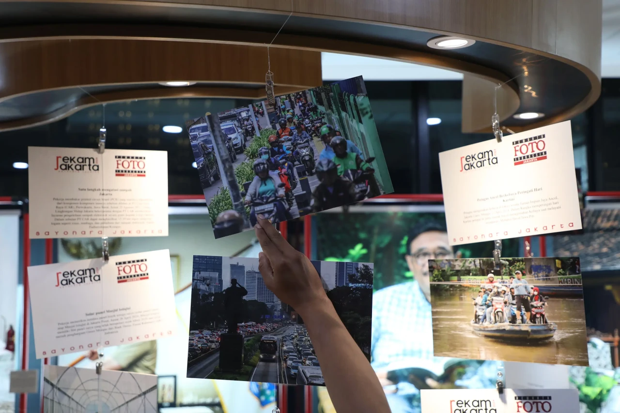 Pameran Foto Rekam Jakarta...