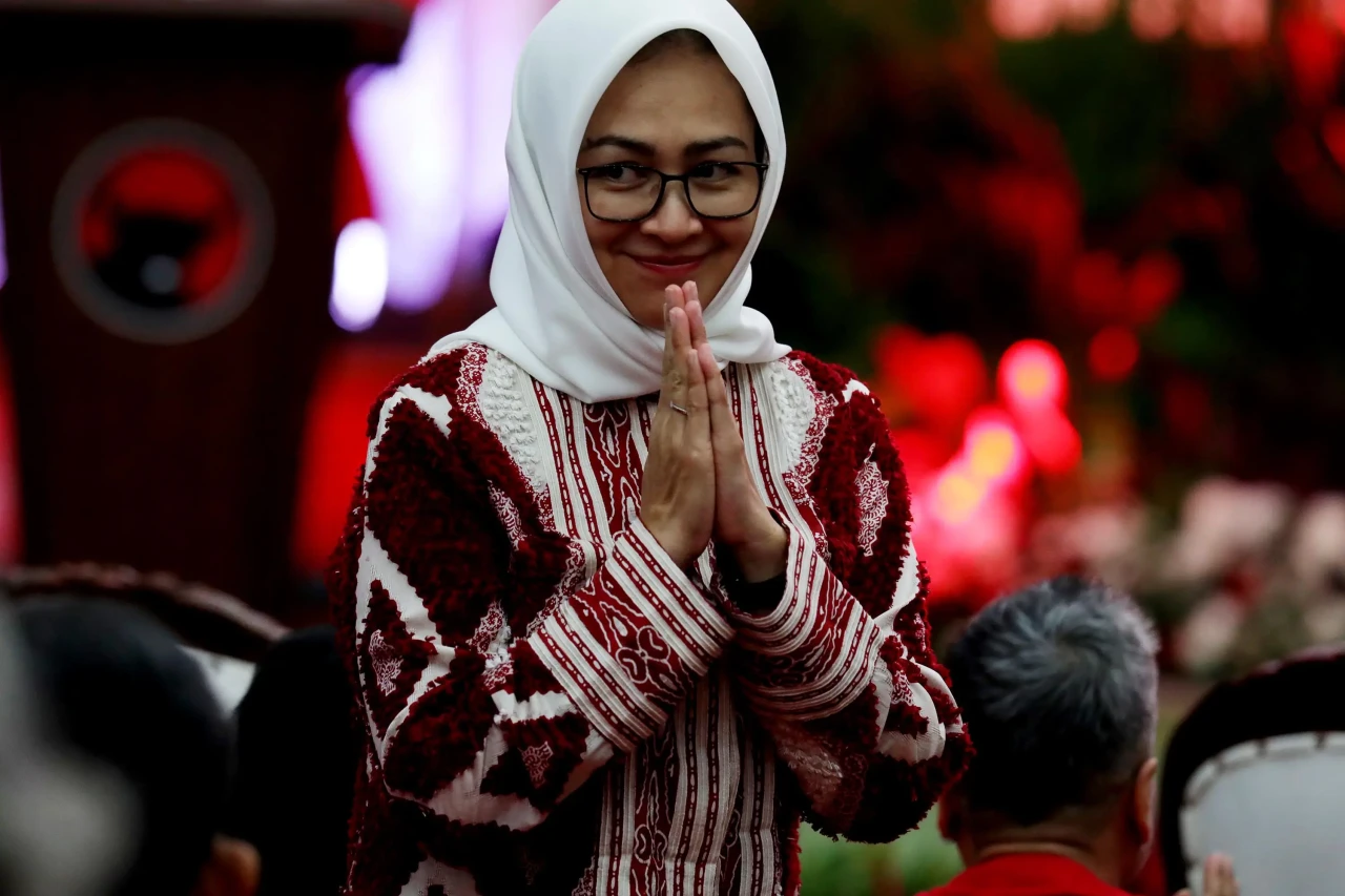 PDI Perjuangan Umumkan...