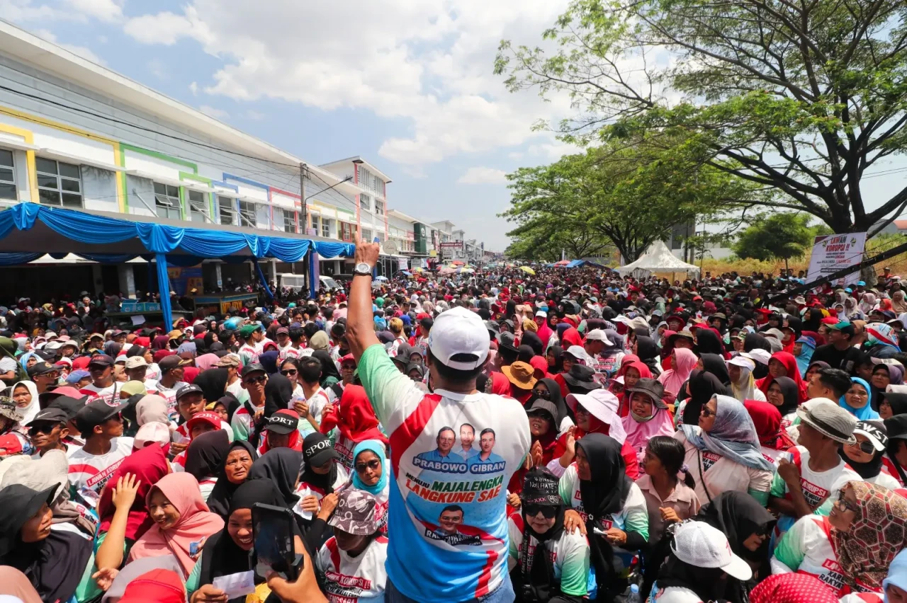 Ribuan Masyarakat Majalengka...